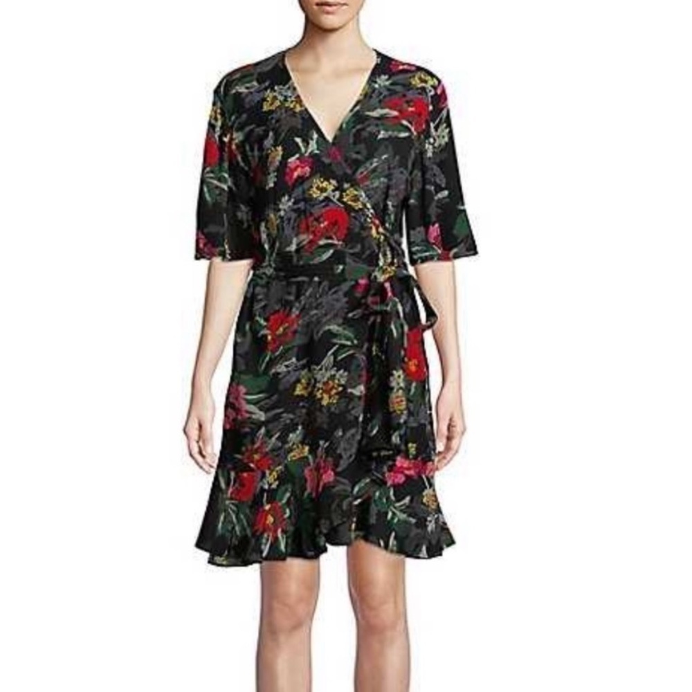 Design Lab Lord & Taylor Floral Wrap Dress Size Small